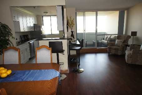 710 - 66 Falby Crt, Ajax, L1S3L2 | Image 2