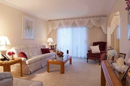 1669 Alwin Circ, Pickering, L1V2W1 | Image 2