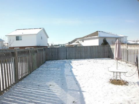 1822 Dalhousie Cres, Oshawa, L1G8C5 | Image 2