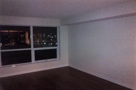 711 - 181 Village Green Sq, Toronto, M1S0G5 | Image 3