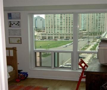 703 - 11 Lee Centre Dr, Toronto, M1H3J5 | Image 2