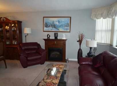 1403 - 121 Ling Rd, Toronto, M1E4Y2 | Image 2