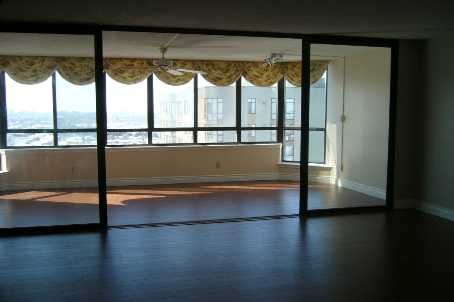 2117 - 75 Bamburgh Circ, Toronto, M1W3W1 | Image 2