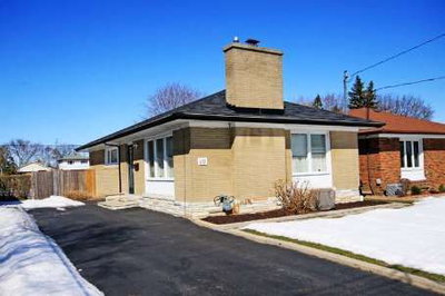 Detached House sold at 10 Shenley Road, Toronto, Ontario, M1K3V6 - Ionview - MLS: E2579131