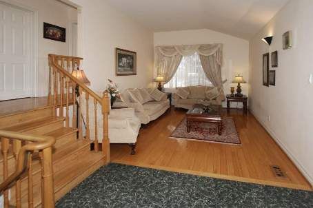 91 Ellendale Dr, Toronto, M1P1N7 | Image 3