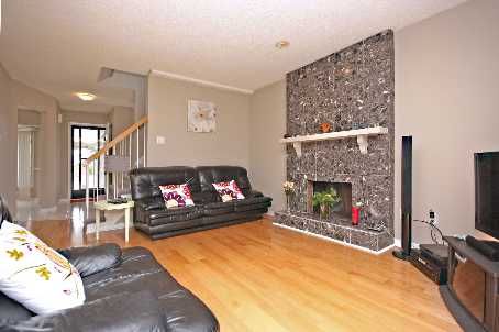 99 Hawkshead Cres, Toronto, M1W2Z4 | Image 2