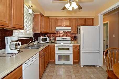 78 Turnberry Cres, Clarington, L1E1A9 | Image 3