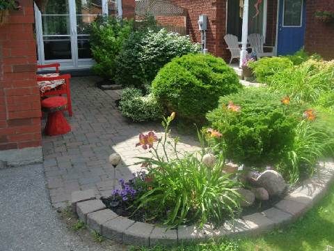 16 Fry Cres, Clarington, L1C4Y2 | Image 2