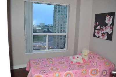 Unit 1205 — 38 Lee Centre Dr, Toronto - Woburn image-0-2