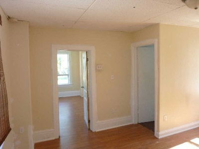 284 Albert St, Oshawa - Central image-0-3