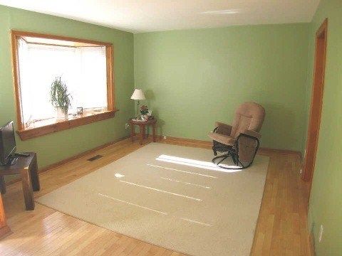 25 Bush Dr, Toronto, M1C1G7 | Image 2