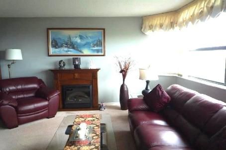 1403 - 121 Ling Rd, Toronto, M1E4Y2 | Image 2