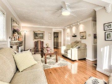 588 Marksbury Rd, Pickering, L1W2S8 | Image 3