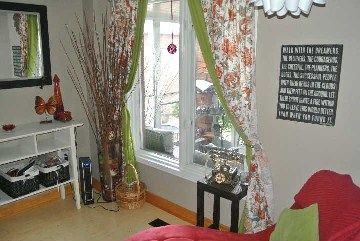 16 Fry Cres, Clarington, L1C4Y2 | Image 2