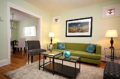 48 Queensbury Ave, Toronto, M1N2X7 | Image 2