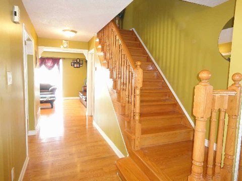 75 Dragoon Cres, Toronto, M1V1N5 | Image 3