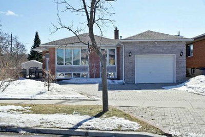 Detached House sold at 5 Mandarin Road, Toronto, Ontario, M1M1W2 - Cliffcrest - MLS: E2859333