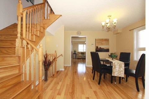 15 Brownridge Pl, Whitby, L1P1W3 | Image 2