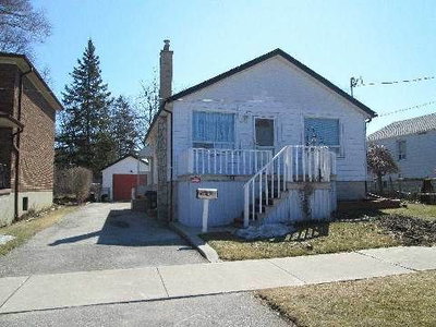 Detached House sold at 101 Minerva Avenue, Toronto, Ontario, M1M1V8 - Cliffcrest - MLS: E2874654