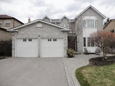 Detached House sold at 16 Bentonwood Crescent, Whitby, Ontario, L1R1L4 - Pringle Creek - MLS: E2880974