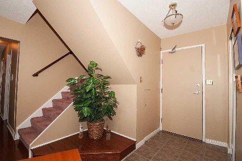 635 - 50 Richmond St E, Oshawa, L1G7C7 | Image 3