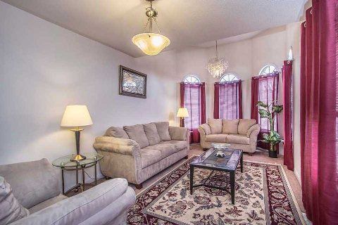 48 Cheetah Cres, Toronto, M6B 6J7 | Image 2