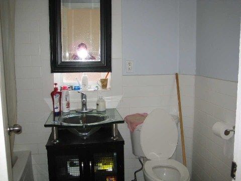 218 Broadview Ave, Toronto, M4M2G5 | Image 2