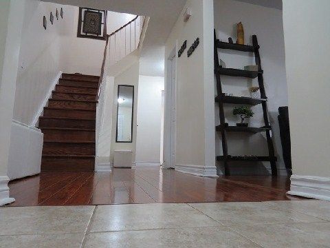 40 Harley Dr, Ajax, L1S5X5 | Image 2