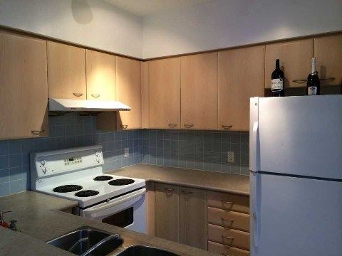 Th122 - 38 Lee Centre Dr, Toronto, M1H3J7 | Image 2