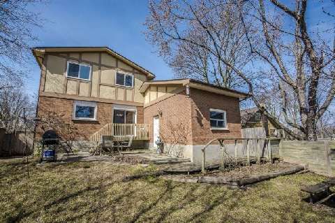 201 Burns St W, Whitby, L1N6G5 | Image 2