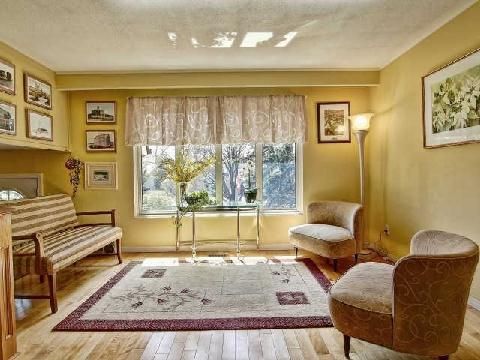 102 Beaverbrook Crt, Toronto, M1C3A9 | Image 3