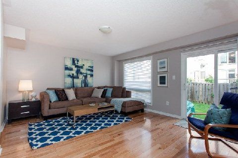 21 Oates Dr, Toronto, M1L0A9 | Image 2