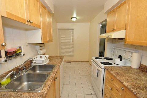 58 Glanvil Cres, Toronto, M1B4R7 | Image 2