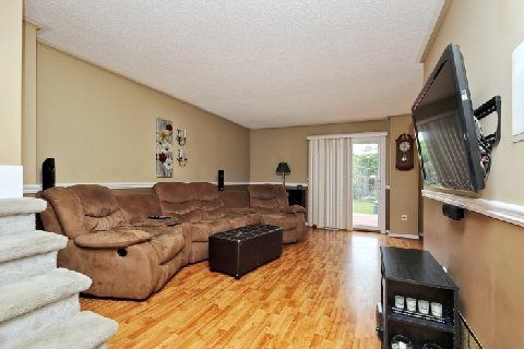 109 Millington Cres, Ajax, L1T1R7 | Image 3
