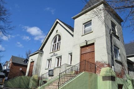 17 Rhodes Ave, Toronto, M4L2Z8 | Image 2