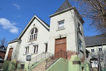 17 Rhodes Ave, Toronto, M4L2Z8 | Image 3