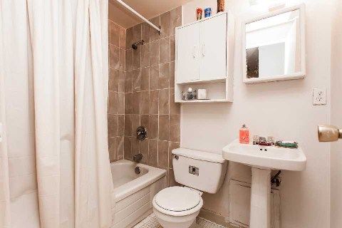 1017 - 100 Dundalk Dr, Toronto, M1P4V2 | Image 2
