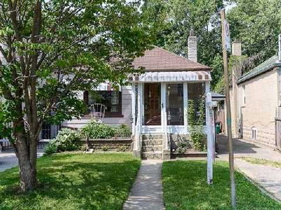Detached House sold at 100 Cadorna Avenue, Toronto, Ontario, M4J3X2 - East York - MLS: E2990807