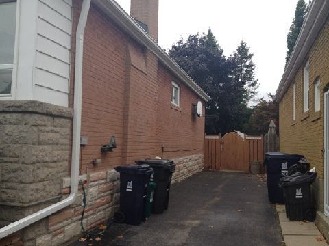 24 Hutton Ave, Toronto, M4C3L3 | Image 2