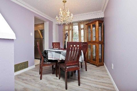 7 Parsell Sq, Toronto, M1B2A5 | Image 3