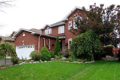 Detached House sold at 125 Harkness Drive, Whitby, Ontario, L1R 2E9 - Rolling Acres - MLS: E3034387