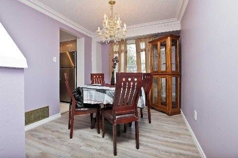 7 Parsell Sq, Toronto, M1B2A5 | Image 3