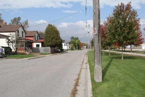 548 Front St, Oshawa, L1H4V3 | Image 3