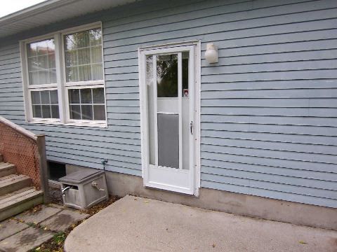 Bsmt - 5 Durham St, Clarington, L1C1H4 | Image 2
