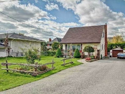 Detached House sold at 706 Cochrane Street, Whitby, Ontario, L1N5J5 - Lynde Creek - MLS: E3059780