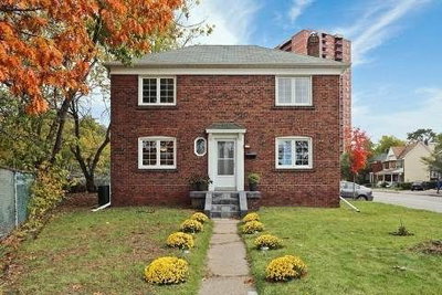 Detached House sold at 1173 Broadview Avenue, Toronto, Ontario, M4K2S8 - Broadview North - MLS: E3065773