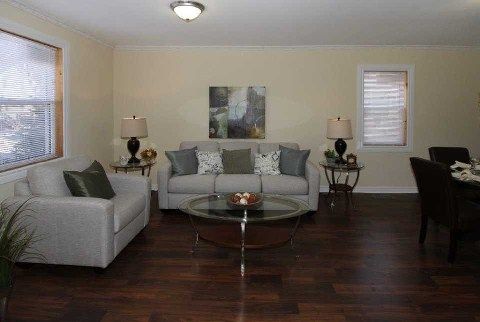 115 Banting Ave, Oshawa, L1H2M5 | Image 3