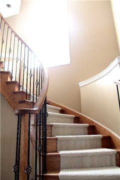 6 Gamble Dr, Ajax, L1Z0H2 | Image 3