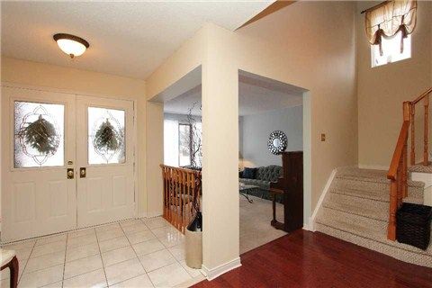 119 Robert Adams Dr, Clarington, L1E2C4 | Image 3