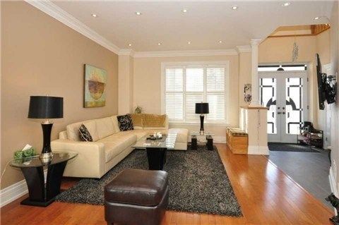 31 Ivanhoe Crt, Toronto, M1R3G8 | Image 3